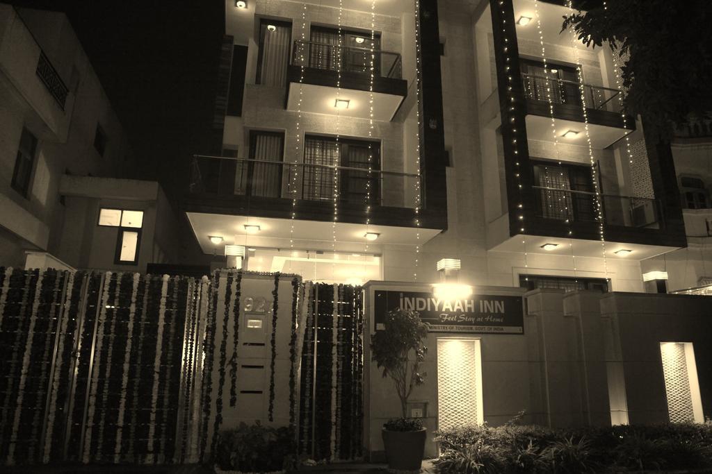 Indiyaah Inn Gurgaon Phòng bức ảnh